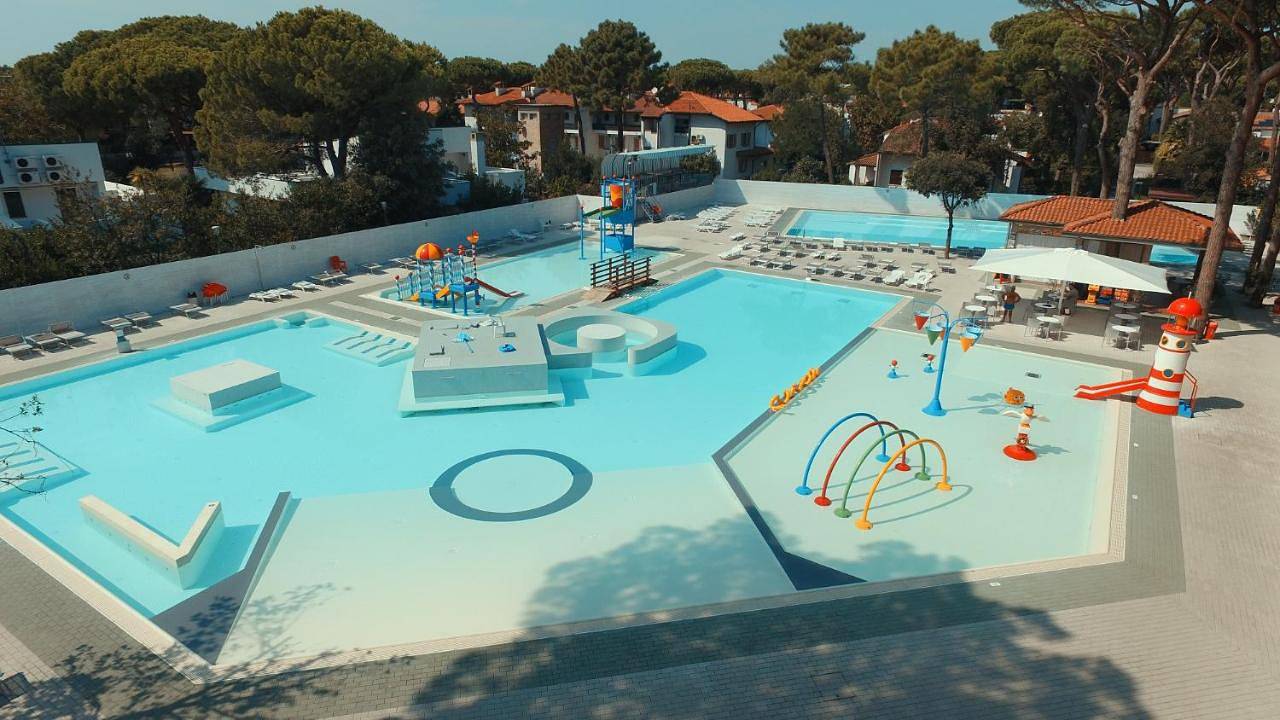 Sona Mobilhome M in Lido di Spina, Provincia di Ferrara