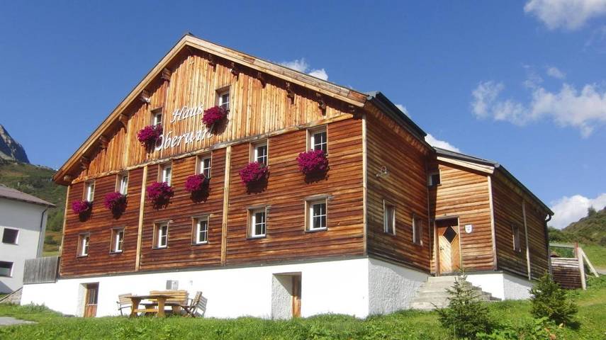 Ferienwohnung für 10 Personen, mit Terrasse und Garten sowie Ausblick in Galtür - 2