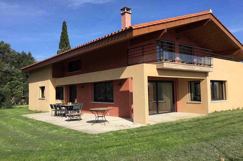 Gîte pour 8 Personnes dans Thuir, Région de Perpignan