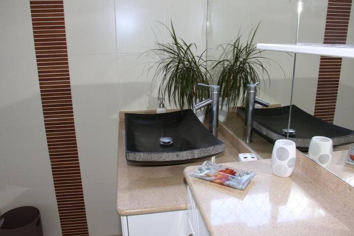 Location de vacances pour 8 personnes, avec terrasse et vue à Vieux-Fort - 4