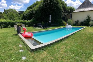 Maison de vacances pour 5 personnes, avec terrasse et jacuzzi ainsi que jardin et sauna dans Mayenne