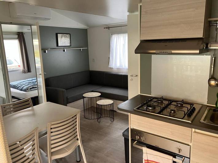 Camping pour 6 personnes, avec terrasse et jardin ainsi que vue et piscine, animaux acceptés à Lège-Cap-Ferret - 3