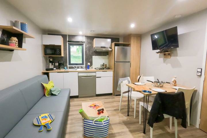 Location de vacances pour 4 personnes, avec jacuzzi ainsi que piscine et terrasse, animaux acceptés à Saint-Geniès - 3