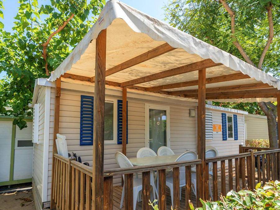 Camping Platja Cambrils - Mobilhome 4 personnes - Mobil-home | Comfort | 2 Ch. | 4 Pers. | Terrasse surélevée in Vilafortuny, Cambrils
