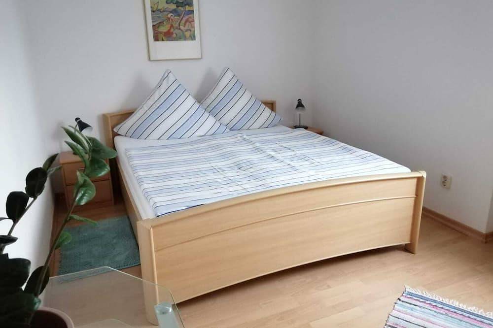 Ganze Wohnung, Ferienwohnung Rita (90qm) gut ausgestatteter Küche in Margetshöchheim, Fränkisches Weinland