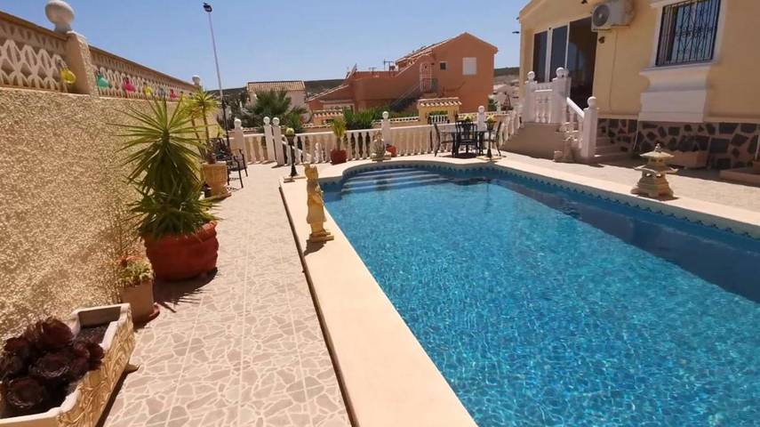 Location de vacances pour 4 personnes, avec balcon ainsi que vue et piscine dans Camposol - 2