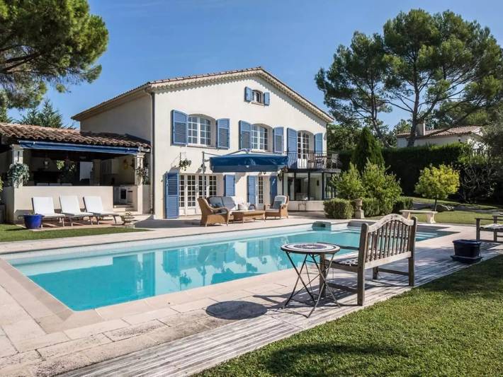 Location de vacances pour 8 personnes, avec piscine et jardin à Mougins - 2