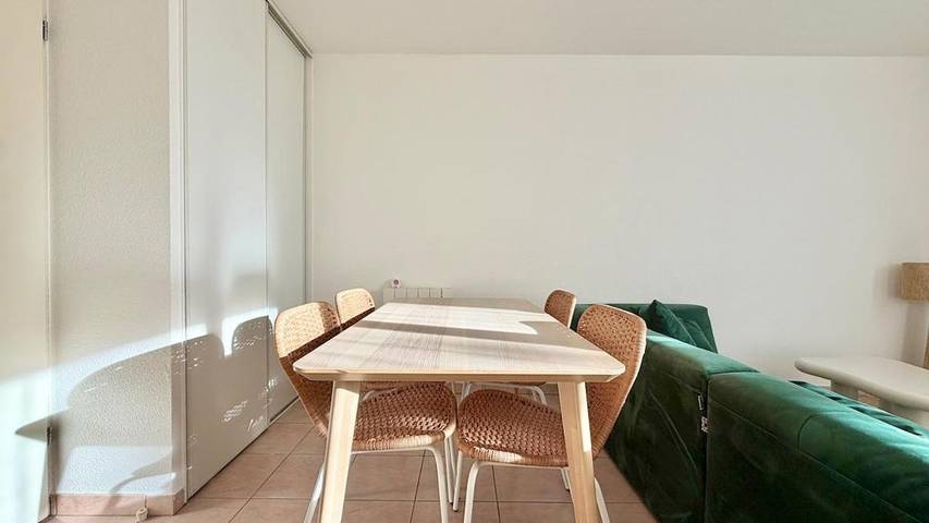 Gîte pour 4 personnes, avec Balcon et Terrasse à Bonneville - 2