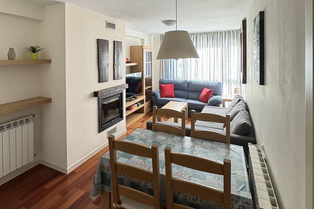 Apartamento entero, Margas Golf Apartment in Sabiñánigo, Pirineo Aragonés