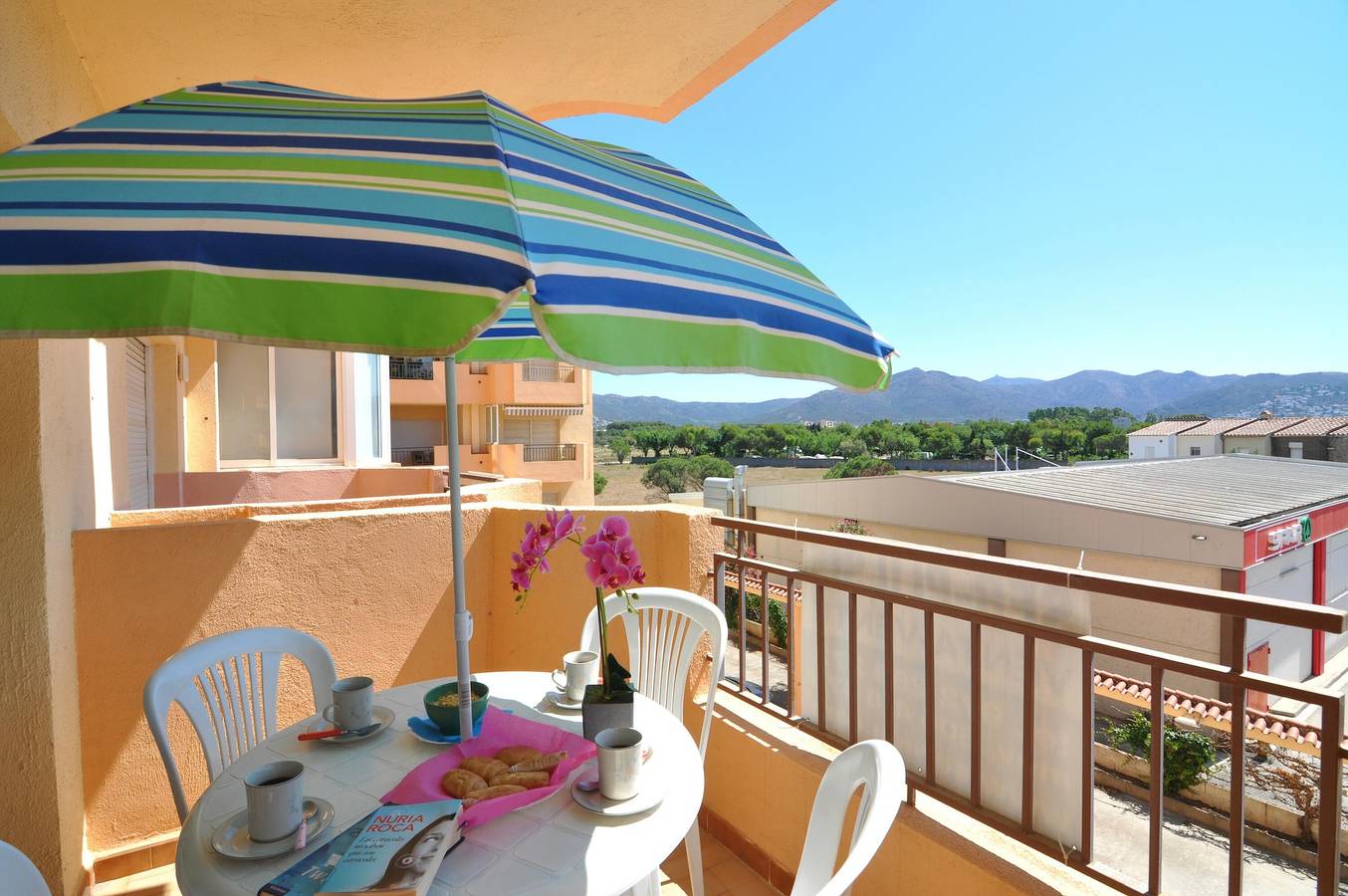 Studio entier, Studio à Roses, Costa Brava! Idéal pour 2 personnes, Proche de la Plage, Confortable et Equipé. Reserve maintenant! in Santa Margarida, Roses