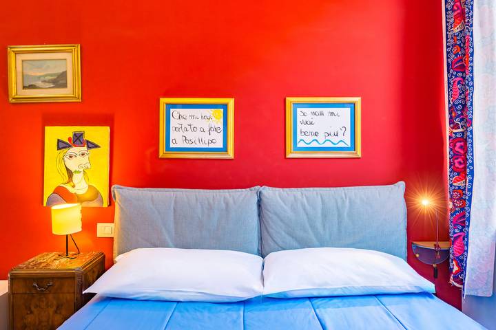 Bed and breakfast for 2 people in Naples