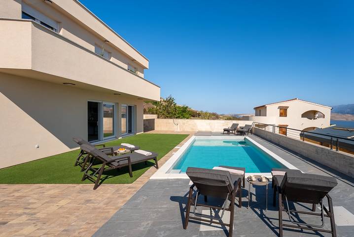 Villa für 8 Personen, mit Meerblick und Garten sowie Pool auf Pag - 3