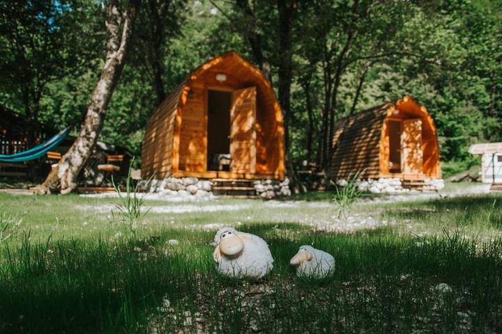 Maison d’hôte pour 2 personnes, avec Terrasse ainsi que Jardin et Vue dans Žaga