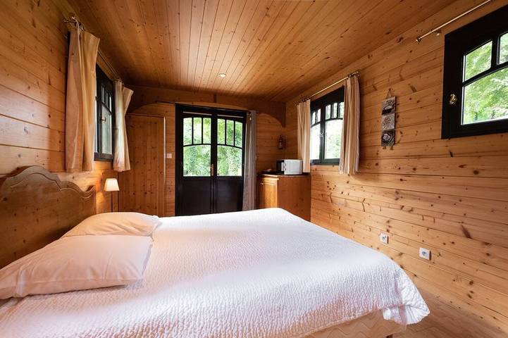 Camping pour 4 personnes dans l' Aube - 3