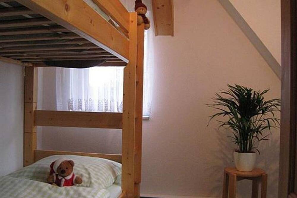 Ganze Wohnung, Ferienwohnung 2 - Ferienwohnungen Kammbaude in Hermsdorf, Osterzgebirge