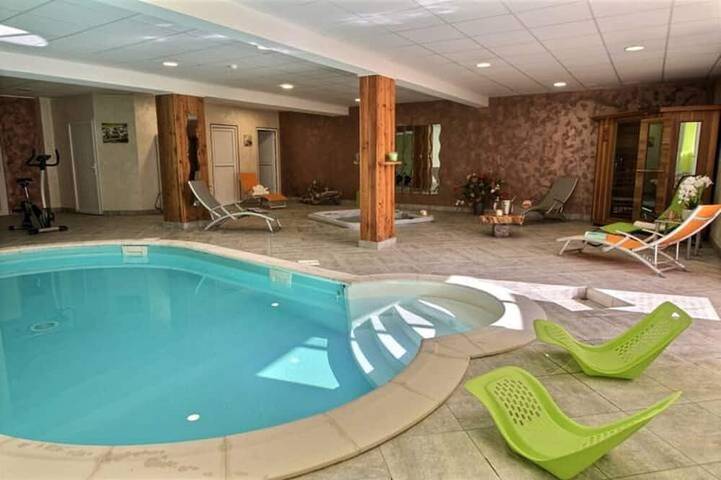 Cottage für 8 Personen, mit Whirlpool und Sauna sowie Garten - 1