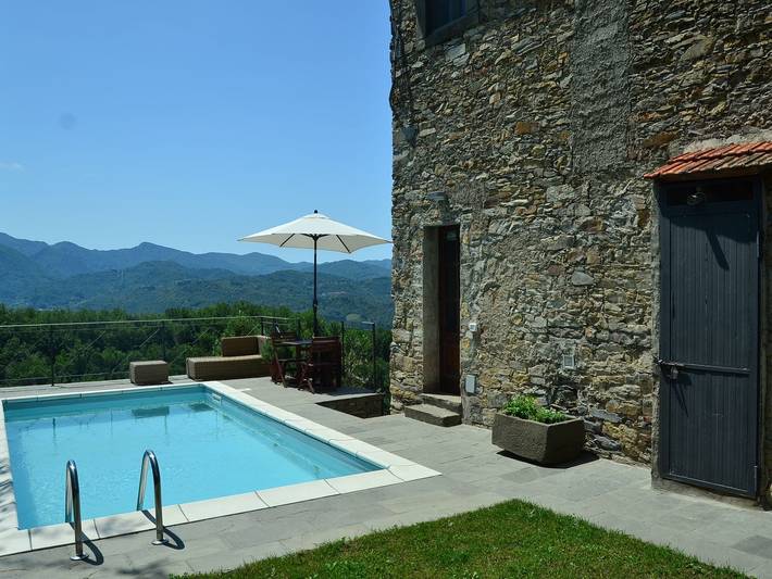 Gîte pour 6 personnes, avec Jardin et Piscine