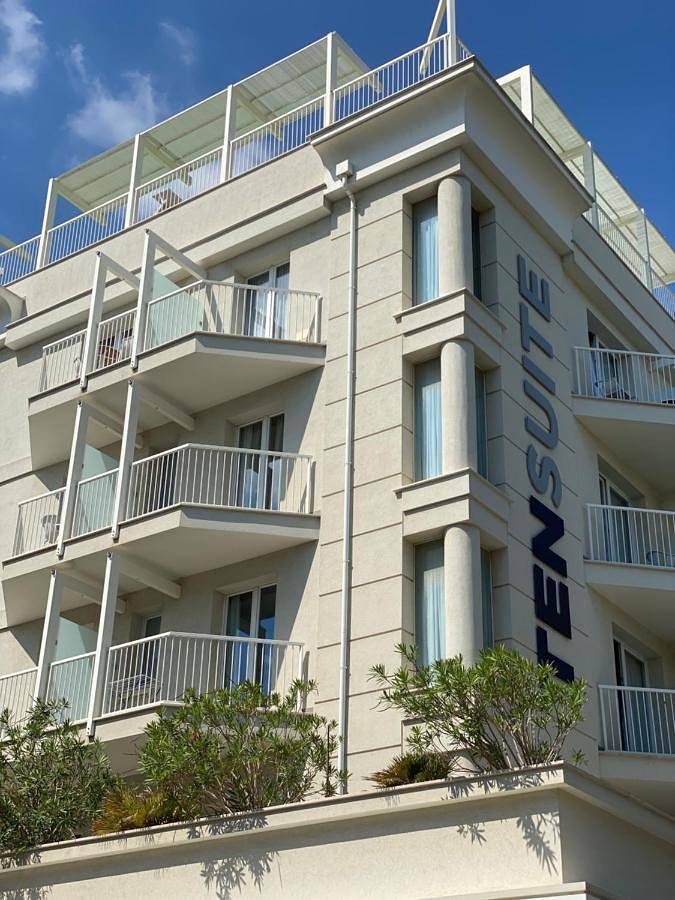 Appartamento per 6 persone, con piscina e panorama nonché terrazza in Rivazzurra di Rimini