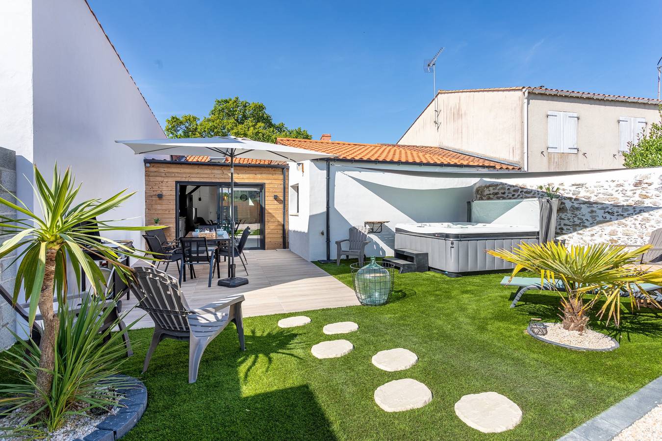 Maison De Vacances pour 6 Personnes dans Beauvoir-sur-Mer, Vendée