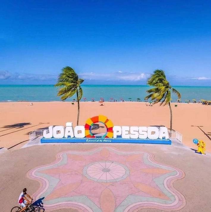 Casas e apartamentos de temporada para 5 pessoas, com piscina e terraço em Cabo Branco