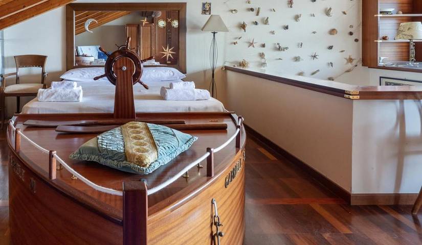 Villa per 8 persone, con Balcone e Idromassaggio nonché Terrazza e Giardino a Acireale
