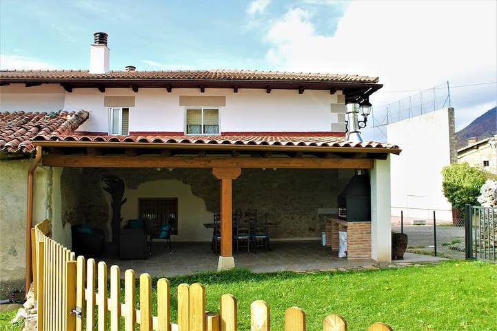 Maison de vacances pour 11 personnes, avec jacuzzi, animaux acceptés - 1