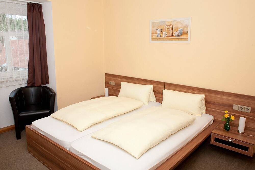 Doppelzimmer ohne Balkon - Scheffel - Gasthof in Gößweinstein, Frankenalb