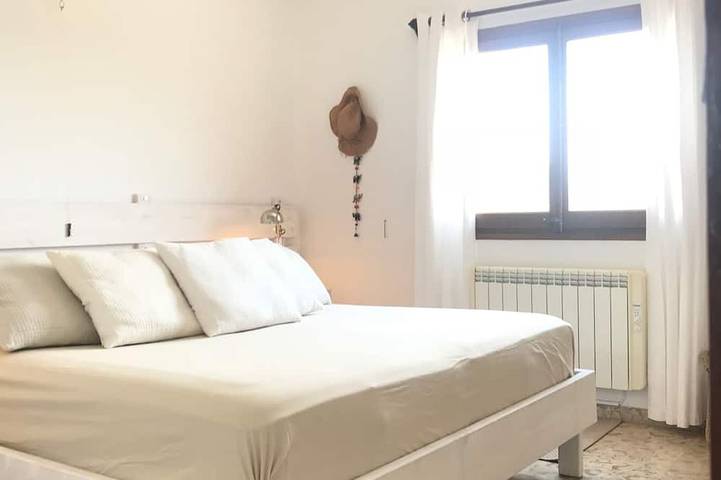Location de vacances pour 6 personnes, avec jacuzzi et balcon à Cala Llonga - 2