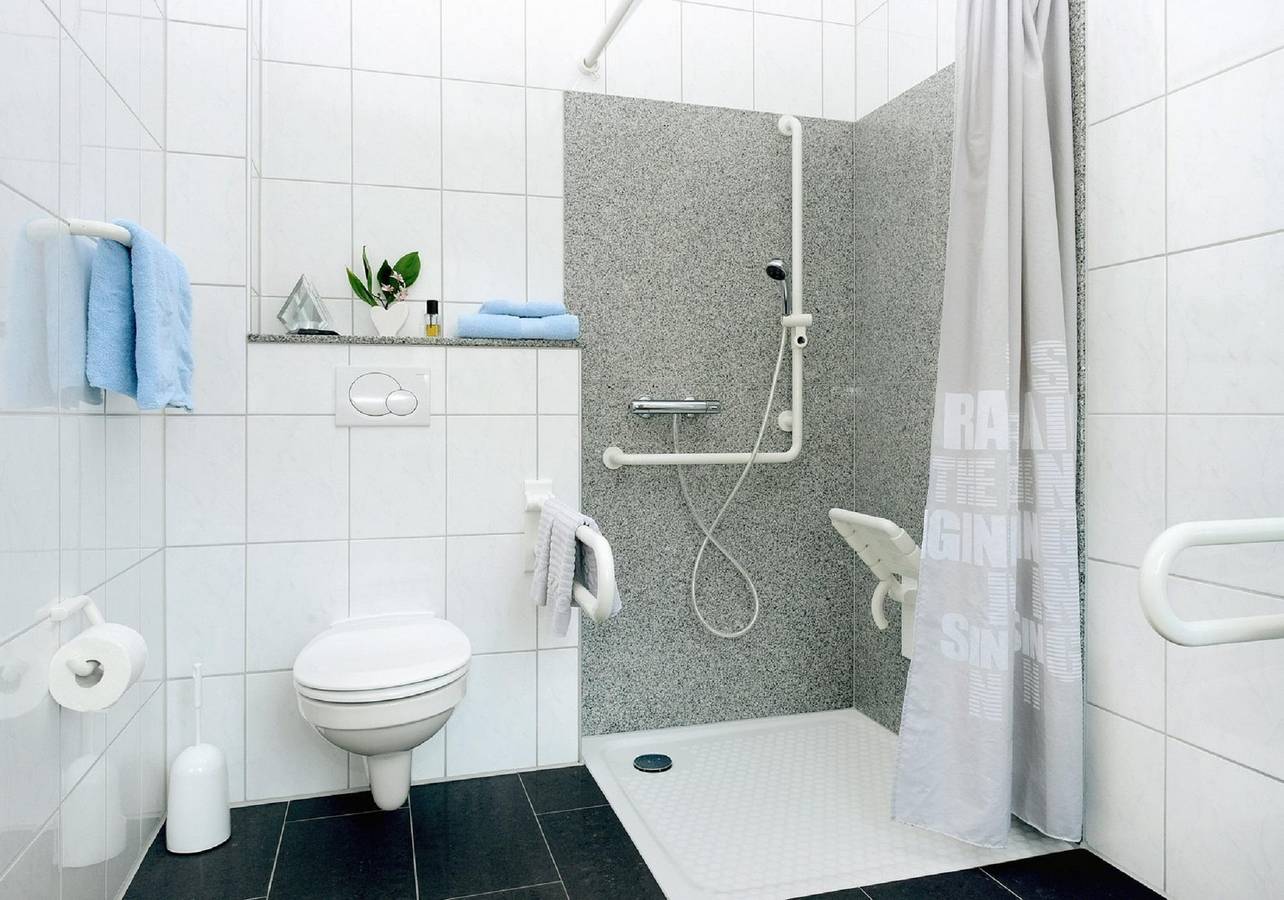 Ganze Ferienwohnung, Nr. 2  4-Bettwohnung  behindertengerecht in Fell, Moseleifel