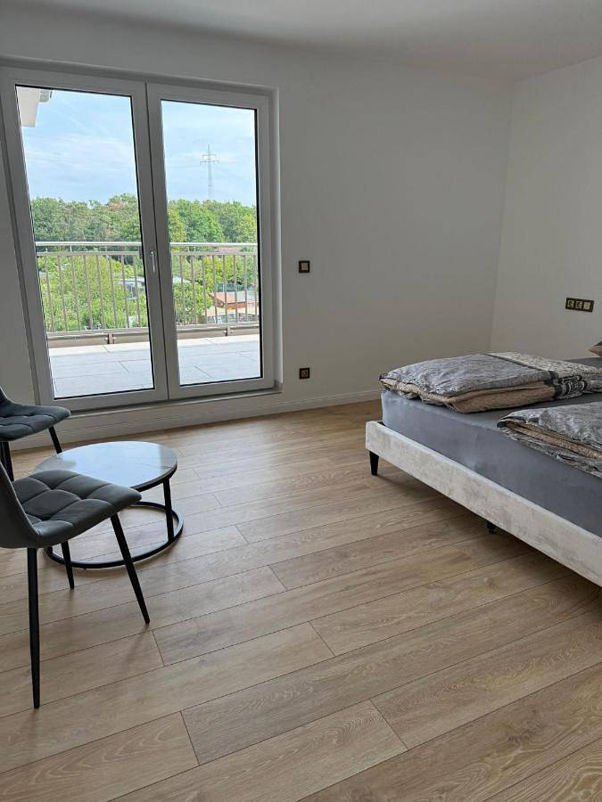 Ganze Wohnung, Luxus Appartement- Waldheim in Offenbach, Südhessen