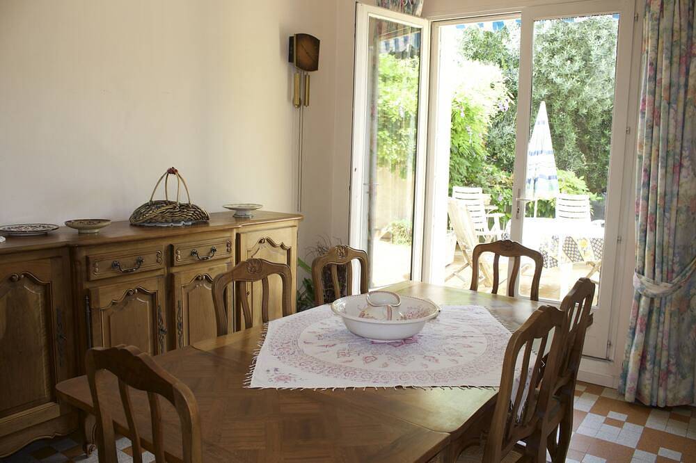 Pleasant town house for visiting Carcassonne and the surrounding area in Carcassonne, Carcassonne region