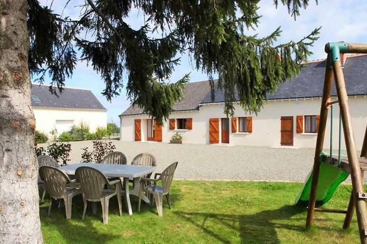 Gîte pour 6 personnes, avec Terrasse et Jardin