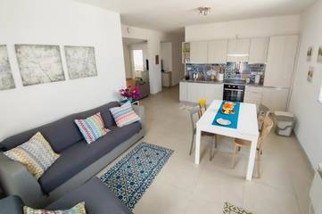 Gîte pour 6 personnes, avec balcon et vue dans Gzira