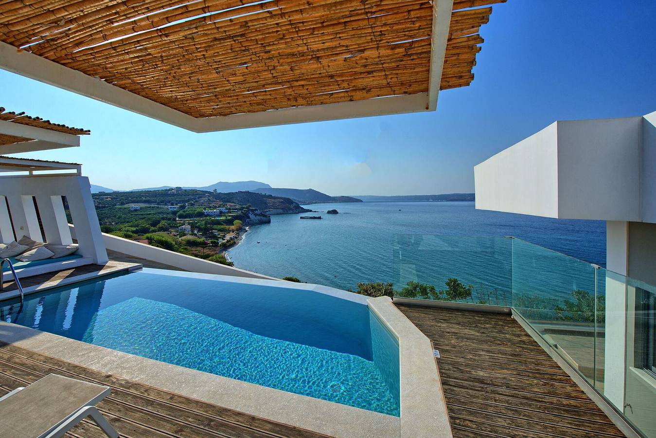 Villa für 8 Personen mit Terrasse in Almyrida, Chania und Umgebung