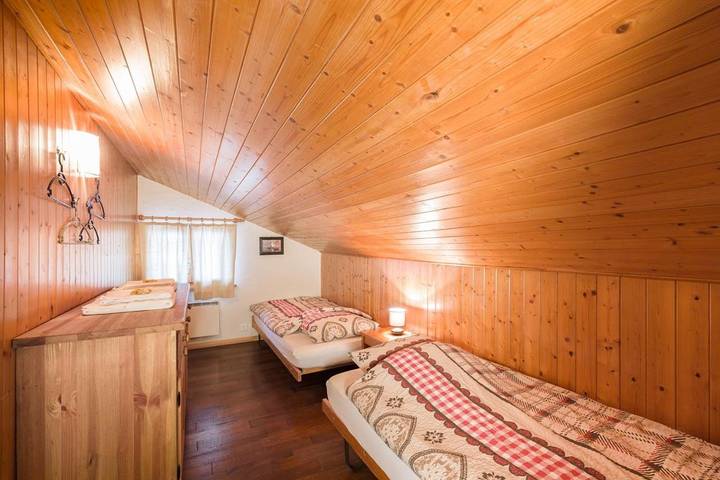 Gîte pour 18 personnes, avec Jacuzzi et Terrasse à Ayent - 2