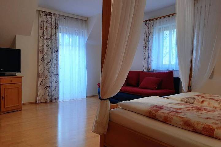 Ferienhaus Zotter - Ferienwohnung 7. Himmel in Südoststeiermark, Feldbach
