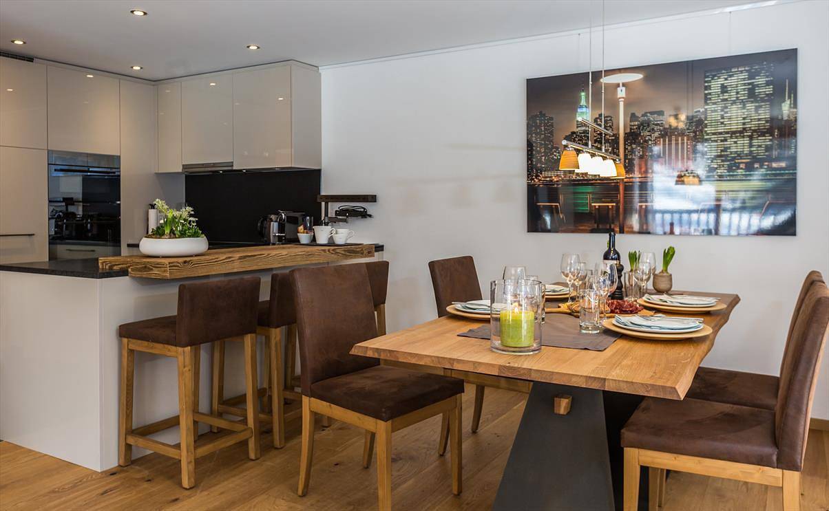 Entire apartment, Luxury Apartment, 2 Bedrooms Chalet Rahas A Grimentz - By Mrs Miggins in Grimentz, Anniviers