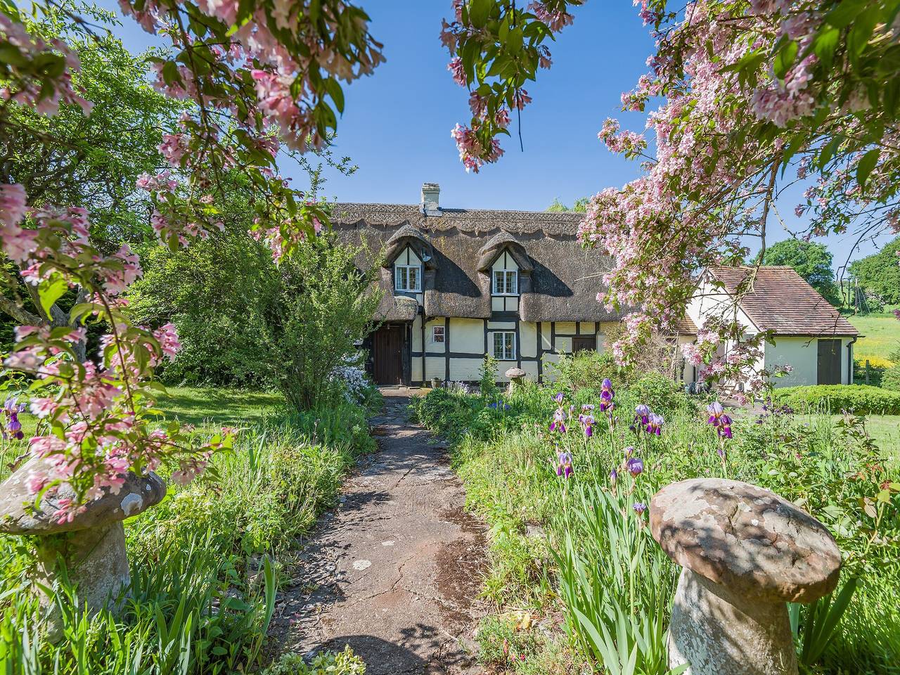 Glebe Cottage in Powick, Worcestershire