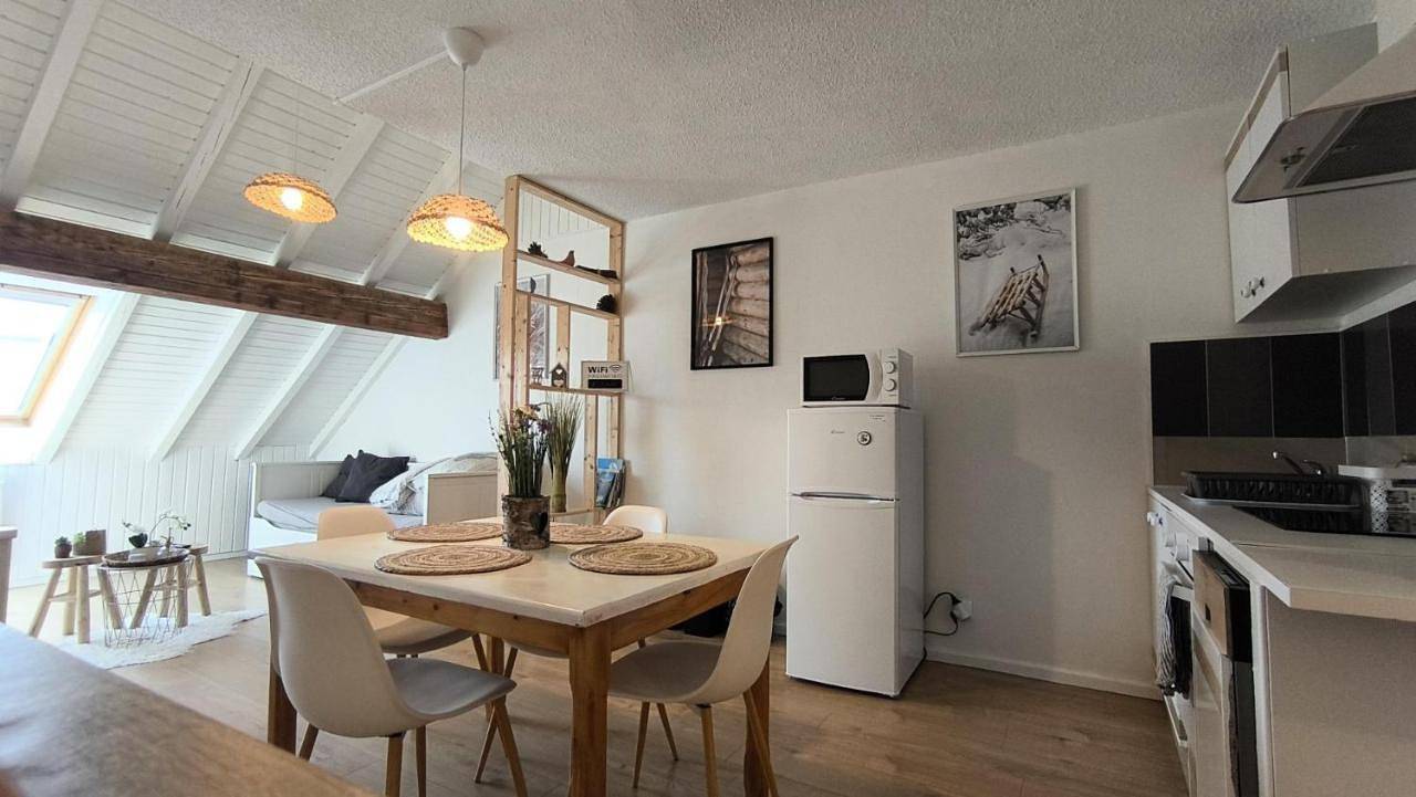 Appartement entier, Coquet studio 4 personnes in Mouthe-Lac et Mont d’Or, Parc naturel régional du Haut-Jura