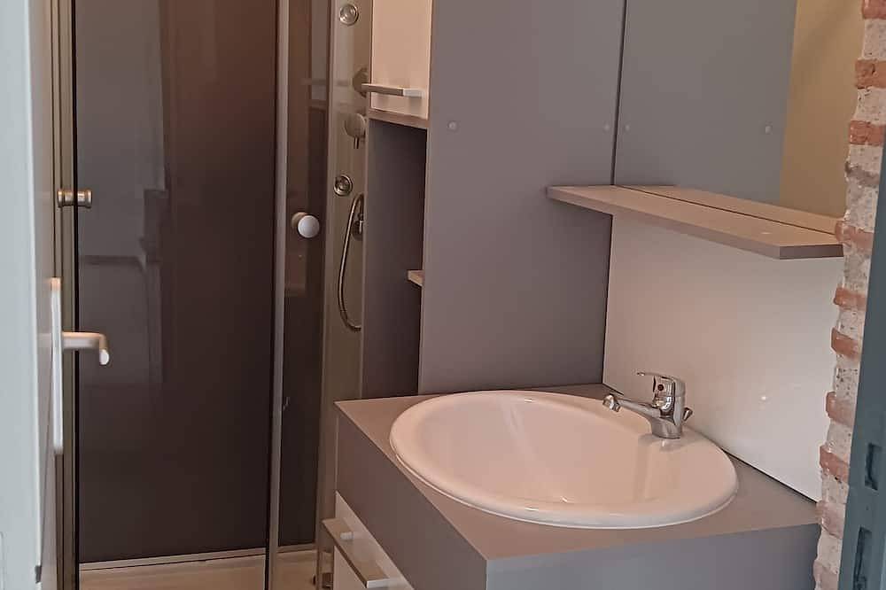 Geheel appartement, One-bedroom apartment by the Lot River – sport and relaxation in Clairac, Marmande en omgeving