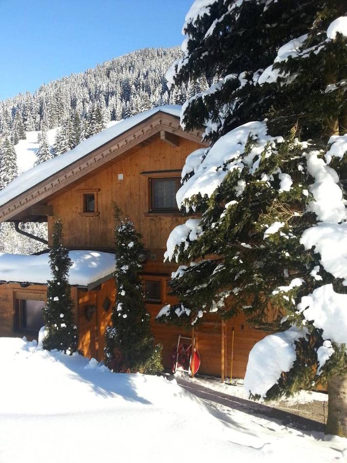 Ferienwohnung für 6 Personen, mit Garten und Ausblick in Lanersbach