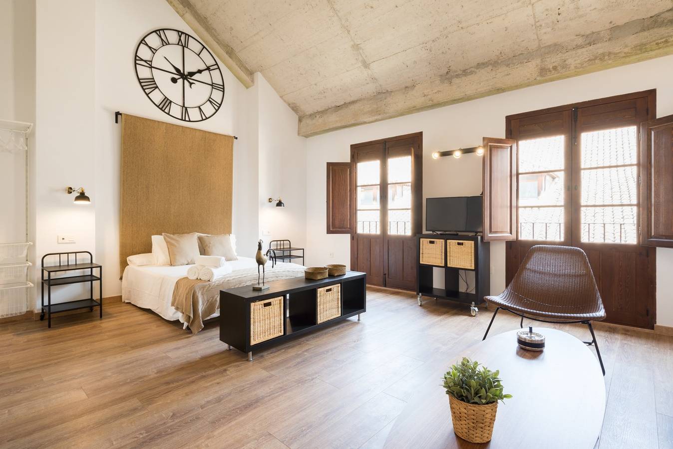 Entire studio, Studio for 4 people with balcony in Malaga Centro Historico, Malaga