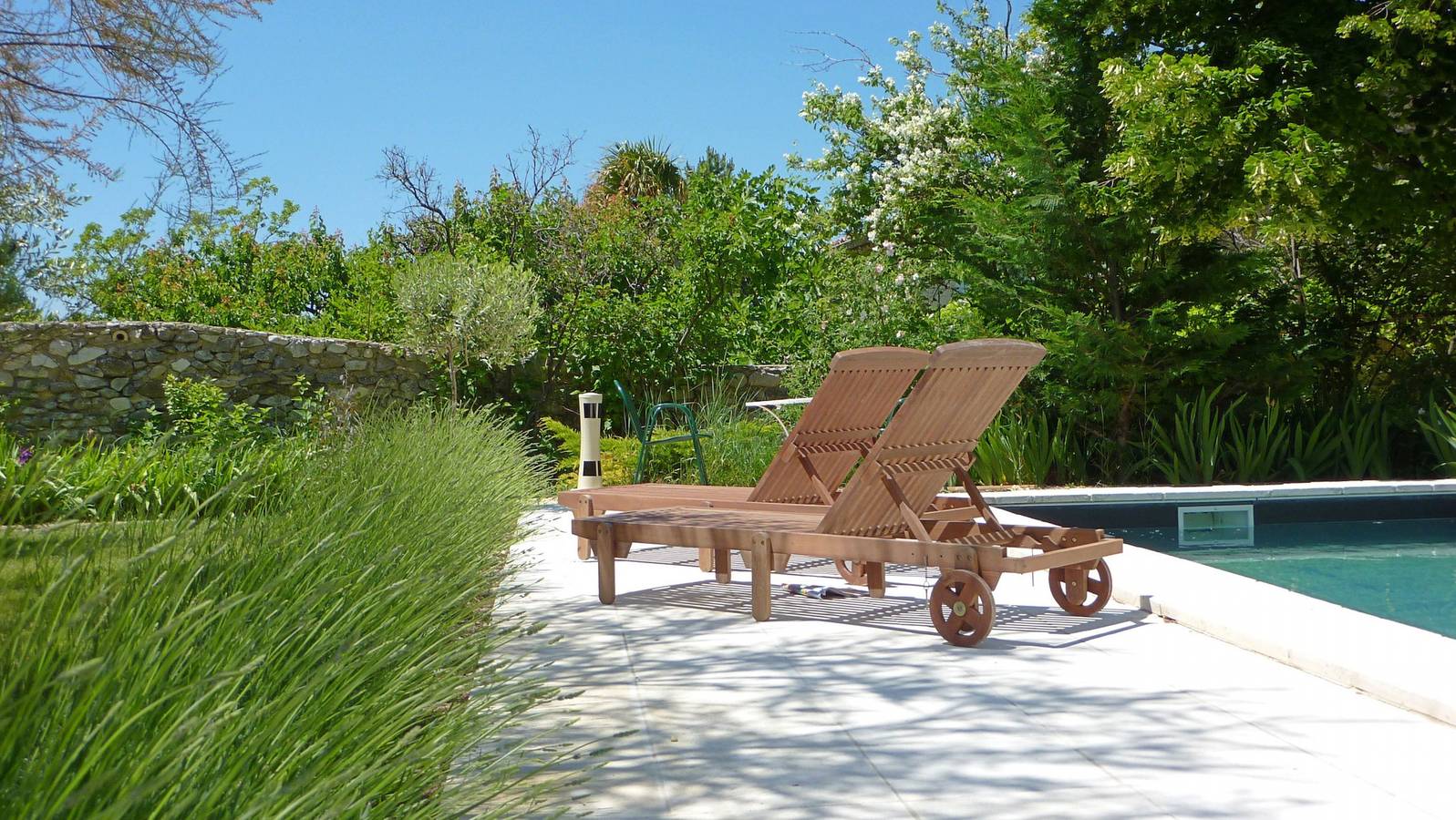 Maison du Lac avec piscine privée, en Drôme Provençale in Rousset-les-Vignes, Nyons und Umgebung