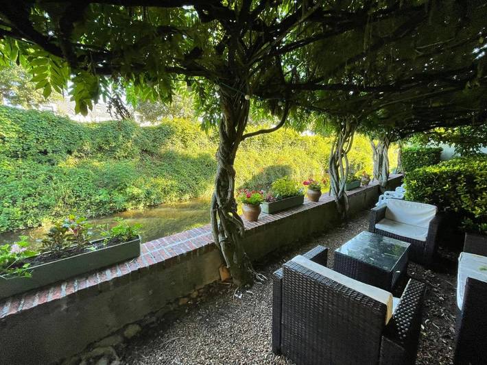 Chambre d’hôte pour 4 personnes, avec Terrasse ainsi que Jardin et Vue dans Beauvilliers