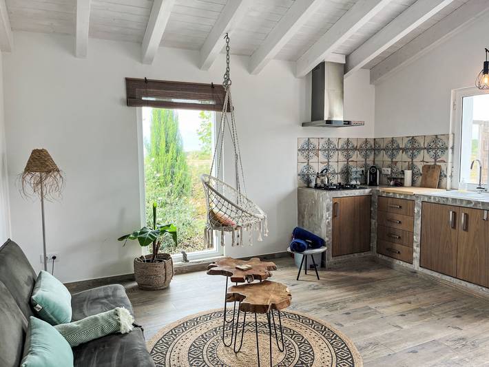 Location de vacances pour 2 personnes, avec jardin dans Rogil - 2