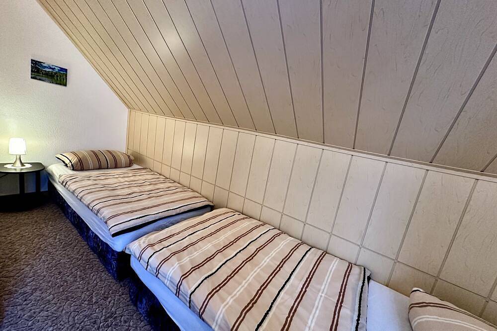 Entire apartment, Ferienwohnung mit Terrasse und Spielplatz - Ferienwohnung auf Usedom in Ulrichshorst, Korswandt