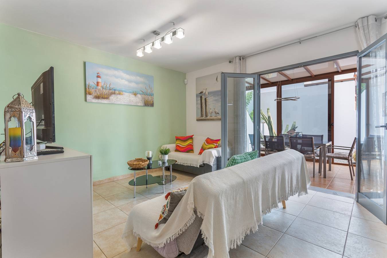 Vacation 'Ernesto' with Mountain View, Private Pool and Wi-Fi in Playa Blanca, Yaiza