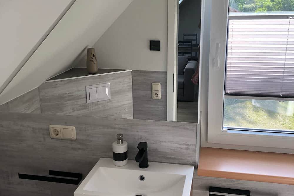 Ganze Wohnung, Ferienwohnung am Storchennest in der Nähe der Ostsee/Zingst/Darß in Kenz-Küstrow, Vorpommern-Rügen