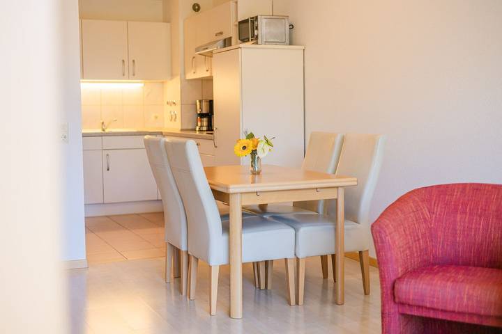 Ganze Wohnung, 2-Zimmer-Apartment (Typ 3) in Immenstaad am Bodensee, Region Bodensee-Oberschwaben