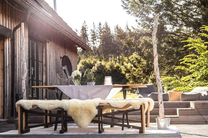 Villa für 12 Personen, mit Sauna und Whirlpool sowie Pool und Garten in Schluchsee - 3